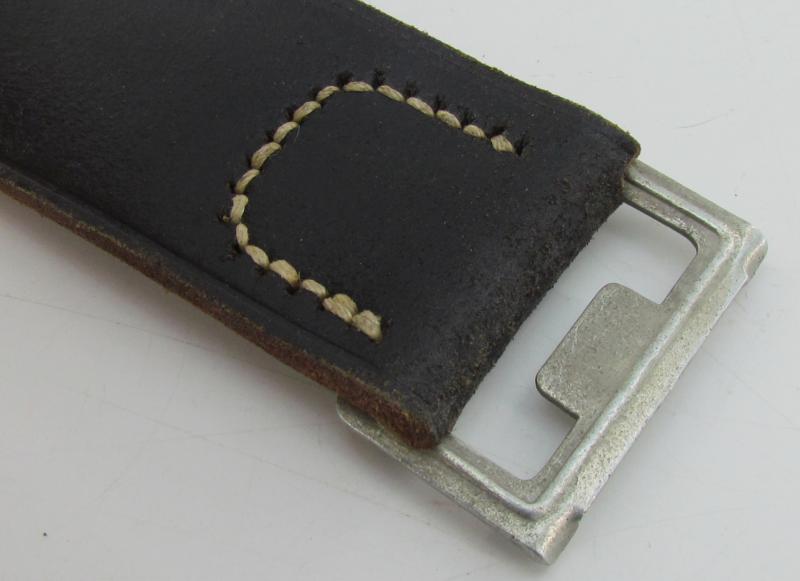 Leather equipment belt with rare catch ( Police )