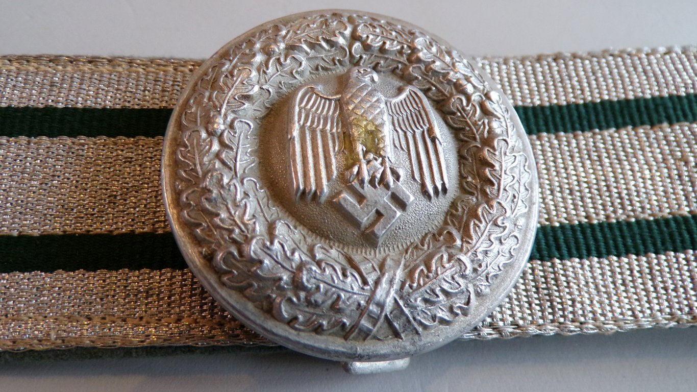 Feldbinde for a Wehrmacht Officer