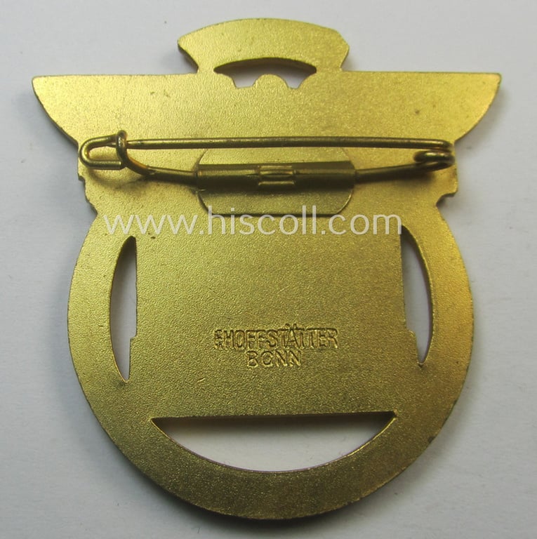 Rarely found, HJ- ie. BDM (ie. 'Hitlerjugend' or: 'Bund Deutscher Mädel') related commemorative day-badge: 'Reichskampf - München - Hauptstadt der Bewegung - 1937'
