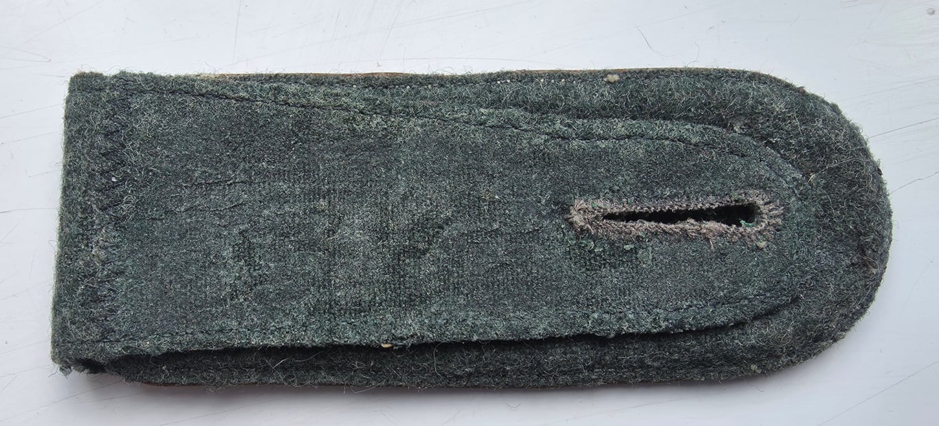 Wehrmacht M40 Kradschutzen Ofeldwebel 'Lehr' shoulder strap