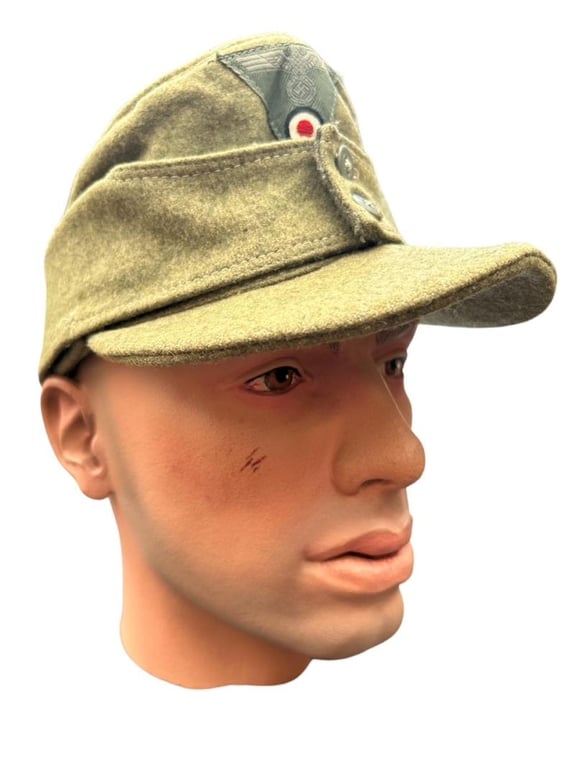 M43 Army (Heer) Field Cap ‘Einheitsfeldmütze’ with RBNr.