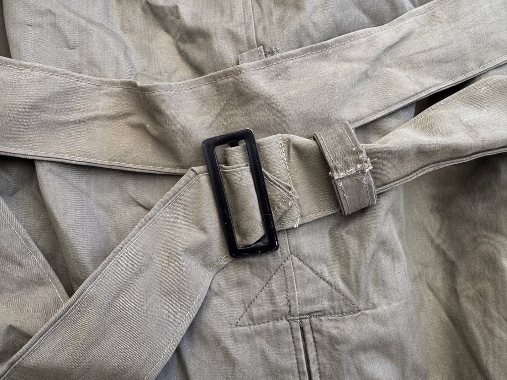 U.S. WWII Army Officer’s OD7 field overcoat / raincoat dated 1944