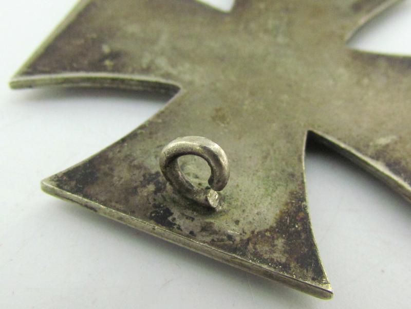 Iron Cross 1st Class ( EK1 ) 1939  ( Klein & Quenzer )