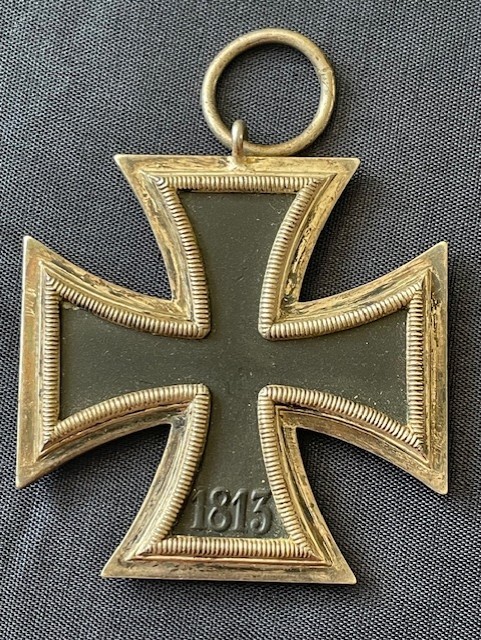 WWII GERMAN THIRD REICH 1939 IRON CROSS 2nd CLASS