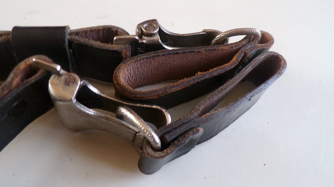 HJ Leather Cross Strap Set