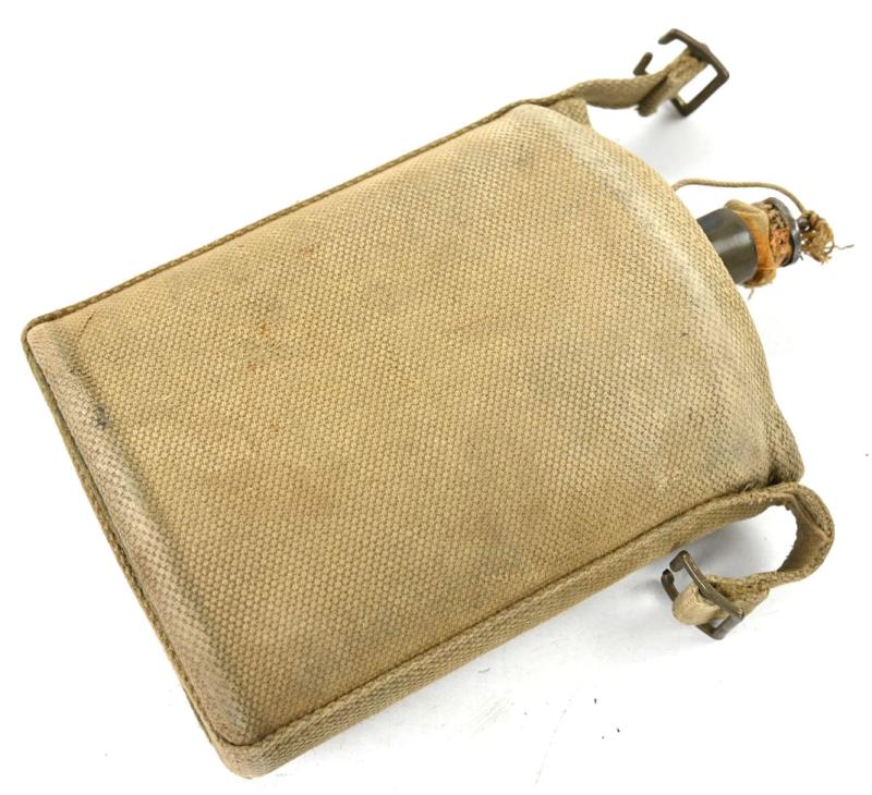 British WW2 Water Canteen with Cover
