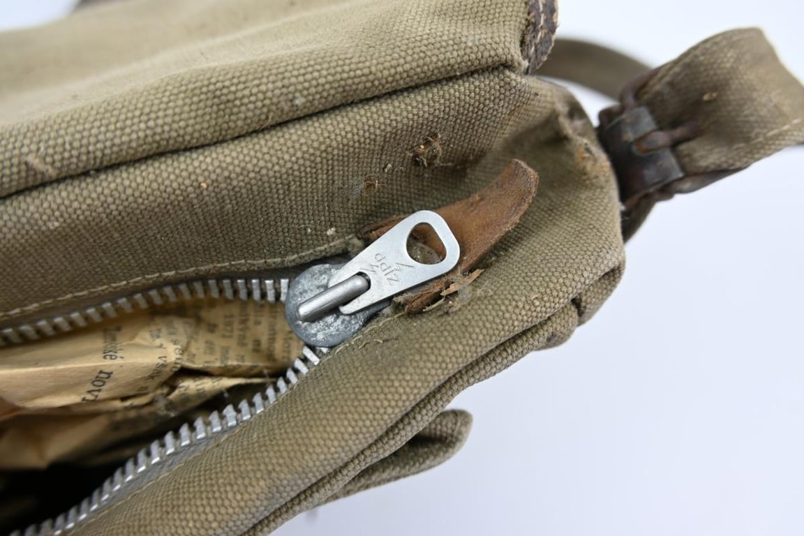 German Luftwaffe Flak-Helferin Pouch