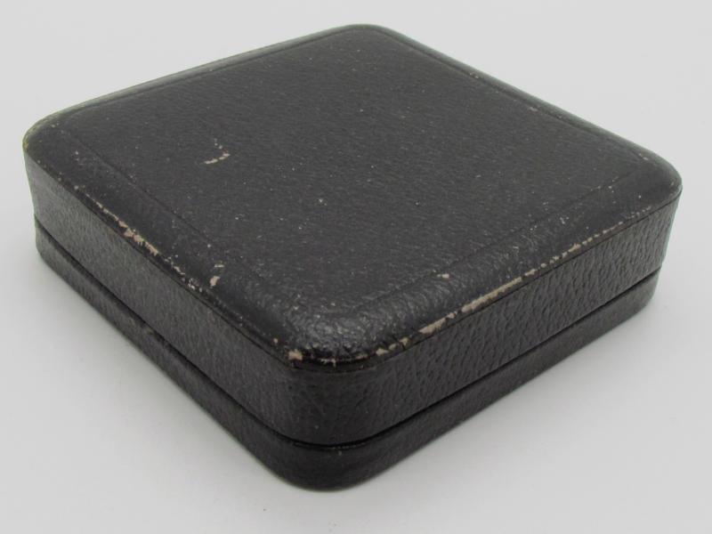 Iron cross 1st class ( EK1 )  "L/19" Brass Core in Case