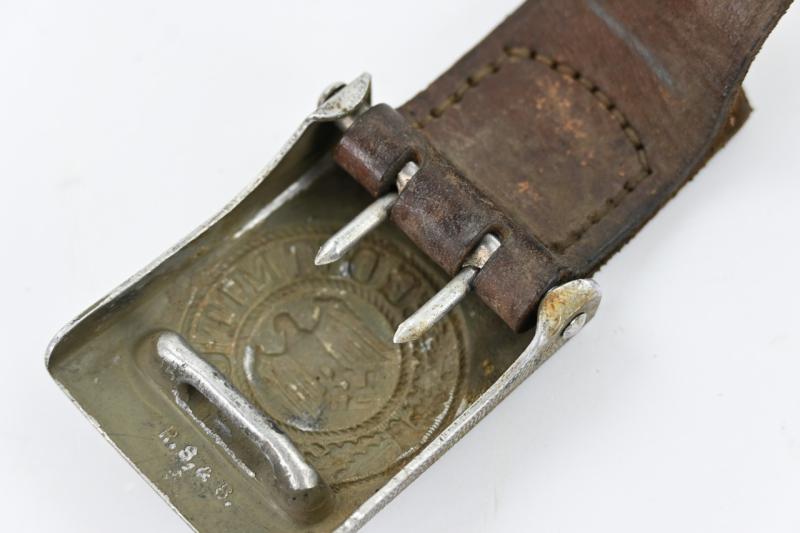 German WH Beltbuckle with Tab 'R.S.&S.'
