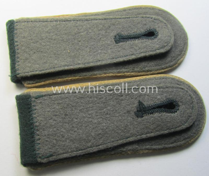 Superb - just moderately used and/or fully matching! - pair of WH (Heeres) 'M36'- (ie. 'M40'-) pattern, WH (Heeres) EM-type shoulderstraps as was intended for usage by a: 'Soldat der Infanterie-Truppen'