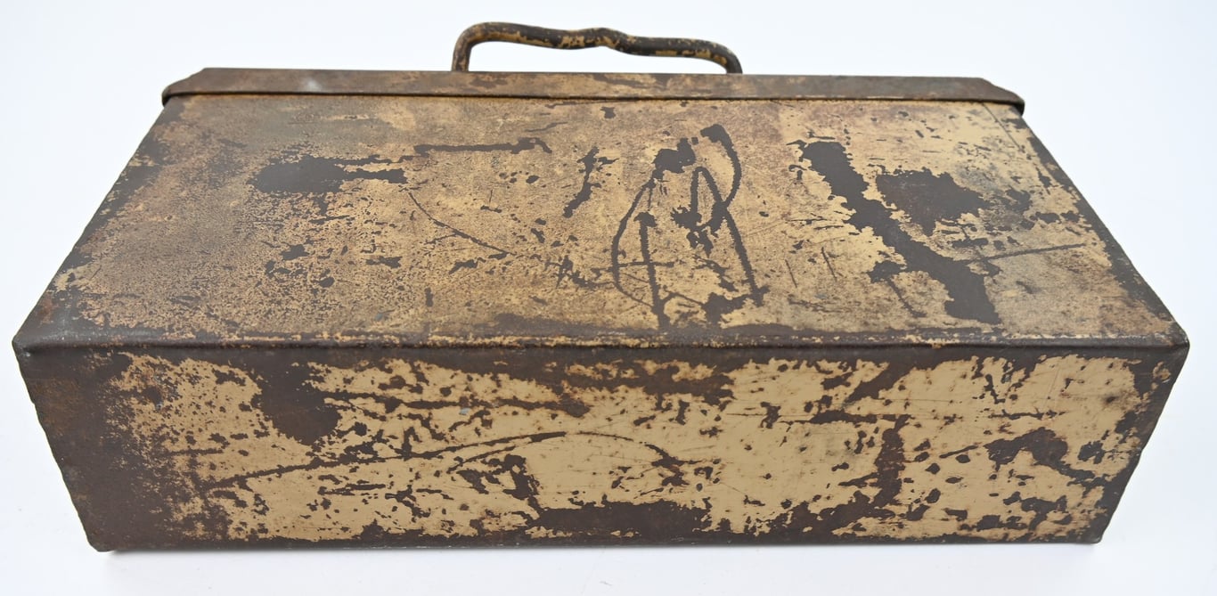 German WH MG 34/42 Camouflaged Ammo Box