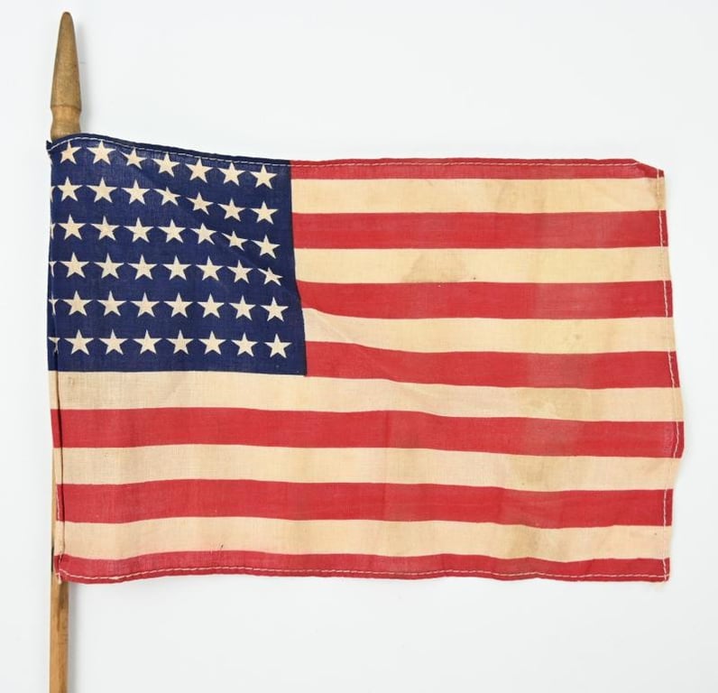 US WW2 48 Star Stars & Stripes Flag on Pole