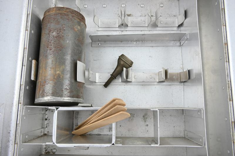 German Luftschutz Chemical Gas Test Tornister