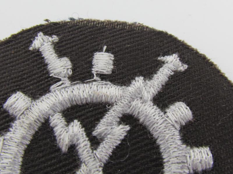 Luftwaffe Signals Equipment Trade Patch
