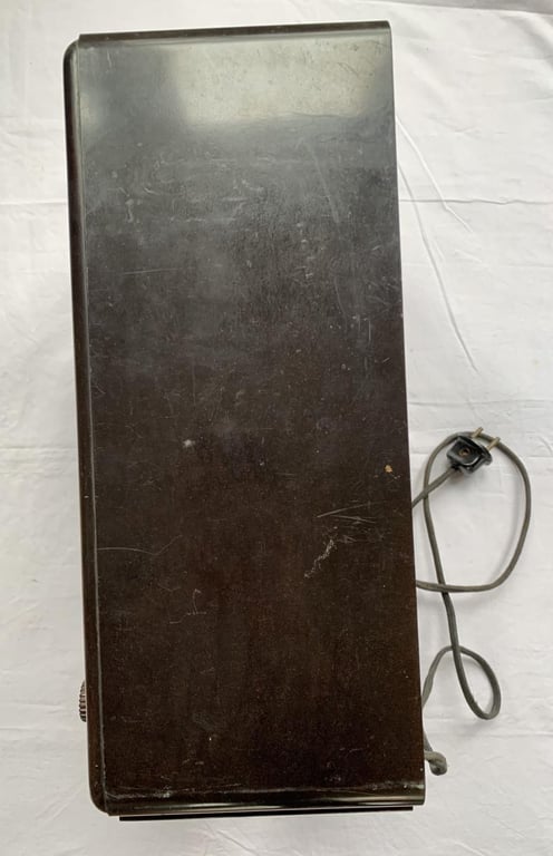 German WW2 Bakelite Radio 'Volksempfanger VE301'