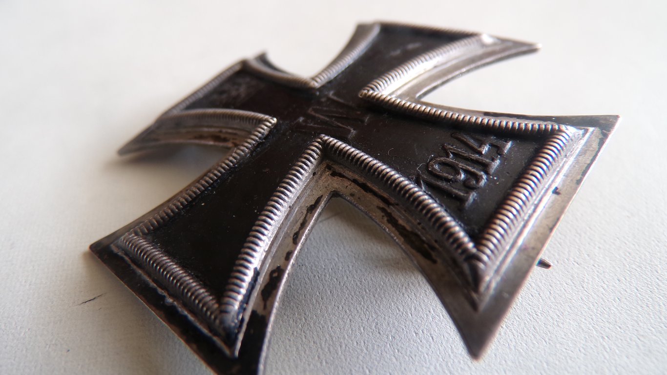 Imperial Curved Iron Cross 1st Class