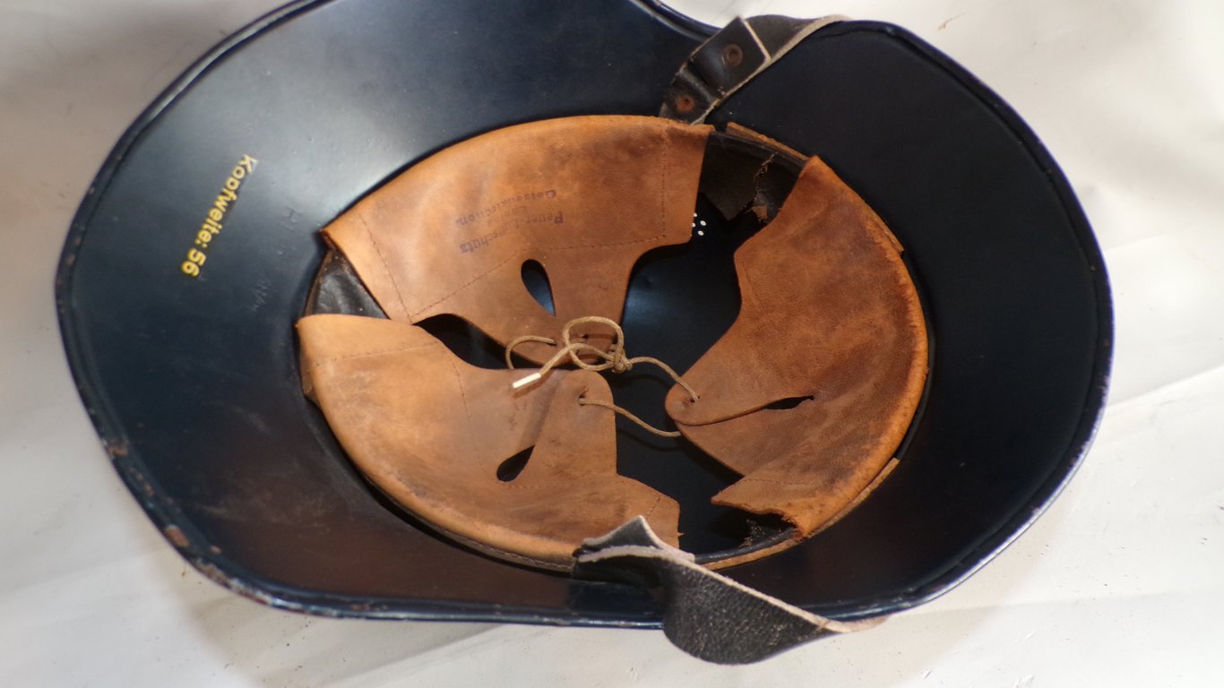 6-Vent Luftschutz Helmet – Factory Error