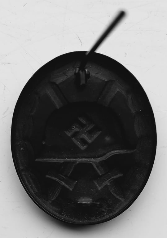 'Verwundeten-Abzeichen in Schwarz' non maker marked