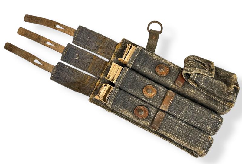 Pair of MP38 u. MP40 Ammo Pouches