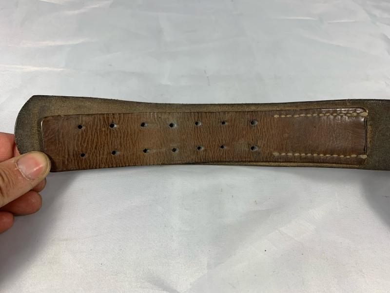 WH (Heer) Leather Combat Belt 'size 90'