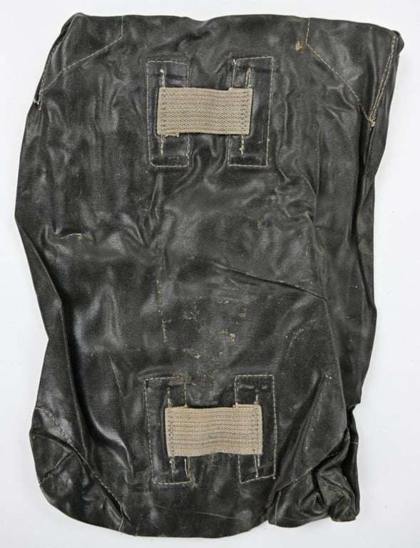 German WH M31 Gascape Pouch