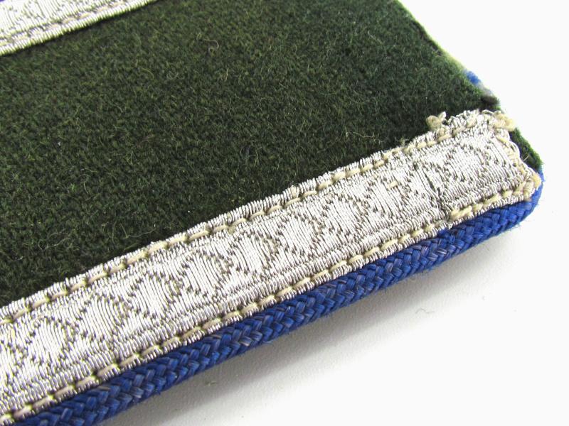Wehrmacht ( Heer ) M36 medical or Sanitäter nco or Unteroffizier shoulder boards
