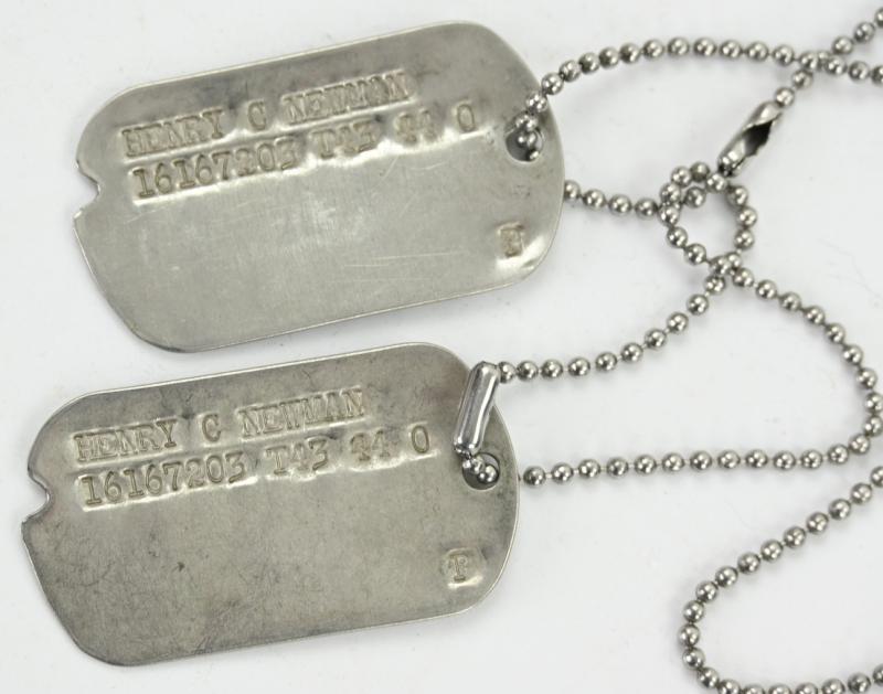 US WW2 Dog-tag Set with Chain 'Henry C. Newman'