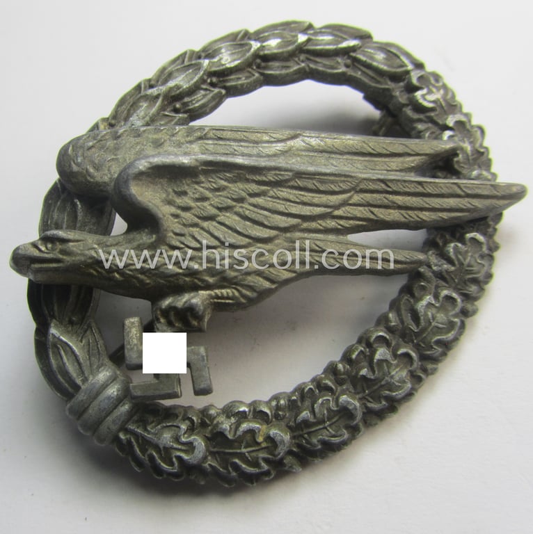 Zinc- (ie. 'Feinzink'-) based version of a WH (Luftwaffe) 'Fallschirmschützen-Abzeichen' (being a non-maker-marked, 'Type A'-pattern example as was produced by the 'Steinhauer & Lück'-company)