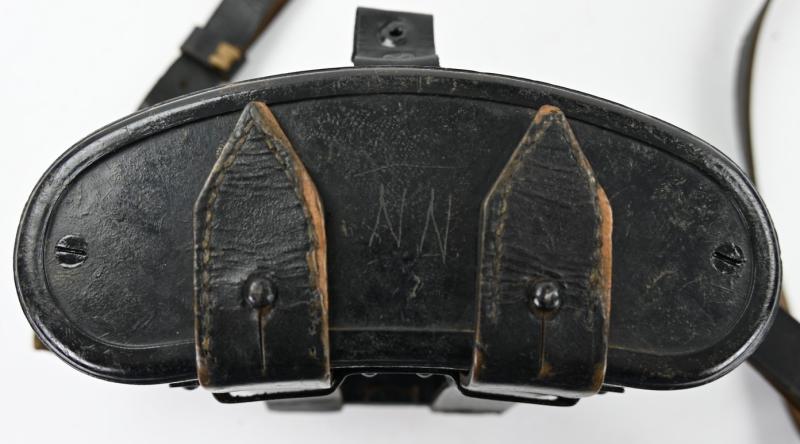 German WH Binocular 6x30 in Carrying Case