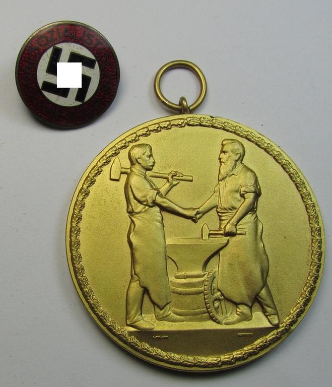 Larger-sized, TR-period, bright-golden-toned commemorative-plaque (ie. 'Erinnerungs- o. Auszeichnungsmedaille') showing the text: 'Dem Altmeister Johann Birkmann 1935 - Handwerkskammer für Mittelfranken'