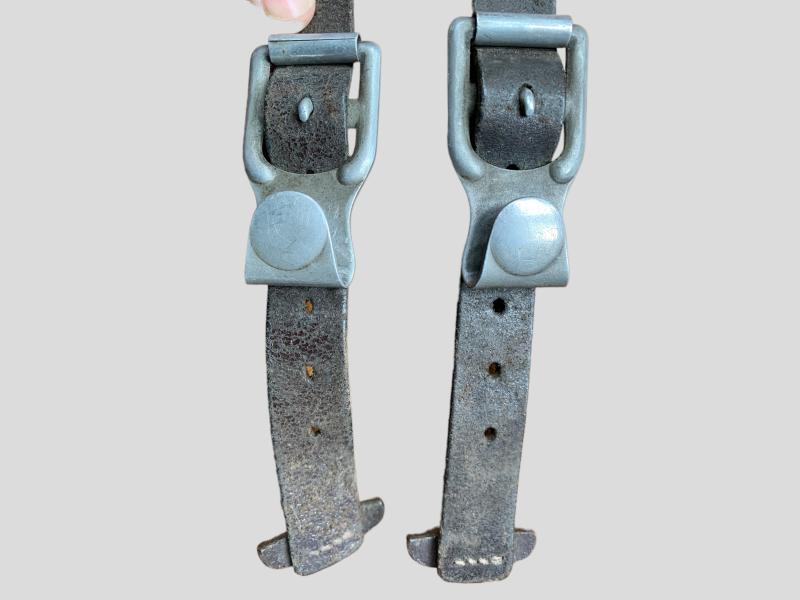 Luftwaffe Leather Y-straps
