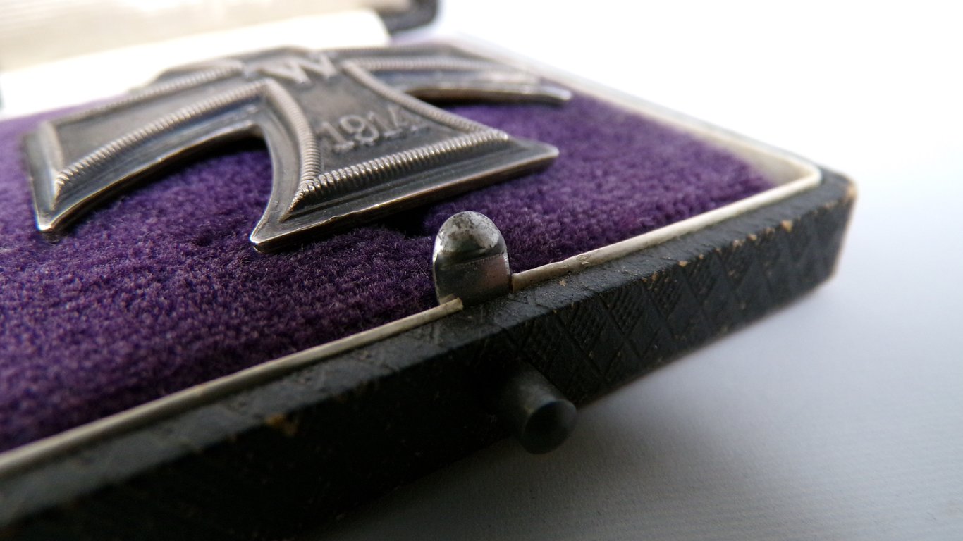 Imperial Curved Iron Cross 1st Class