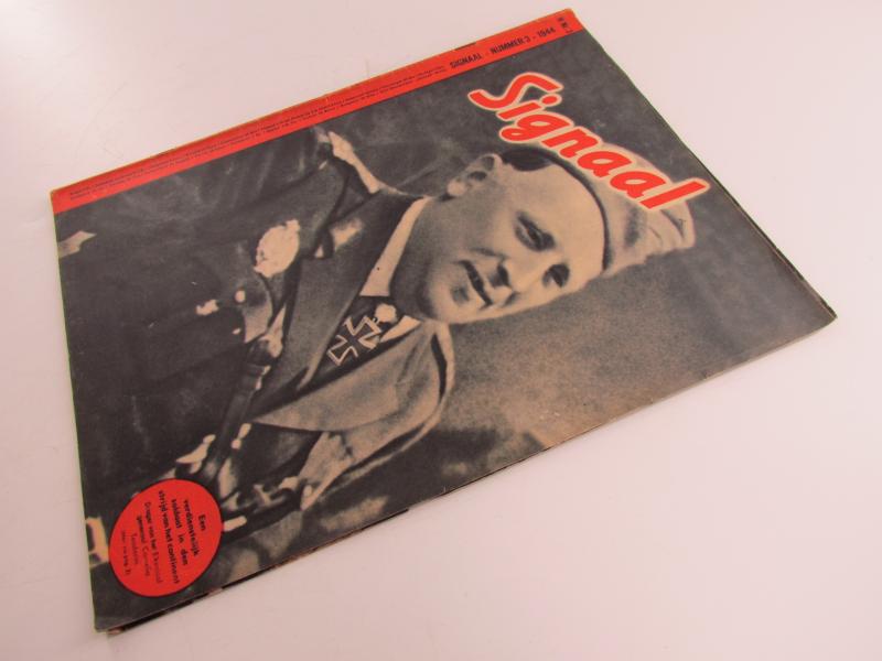 Signal German War Time magazine No 3 1944....Dutch