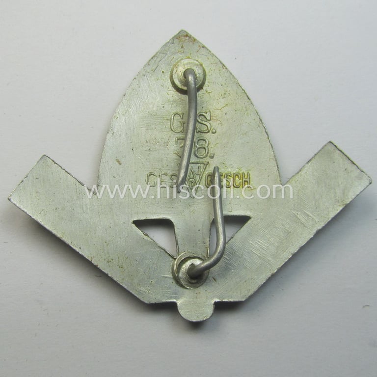 Aluminium-based, EM- (ie. NCO-) pattern, RAD (ie. 'Reichsarbeitsdienst') cap-badge being a maker- (ie. 'G.S. 38 - RADJ'-) marked- and/or very detailed example that was specifically intended for usage on the RAD-caps (aka: 'Kaffeebohnen')