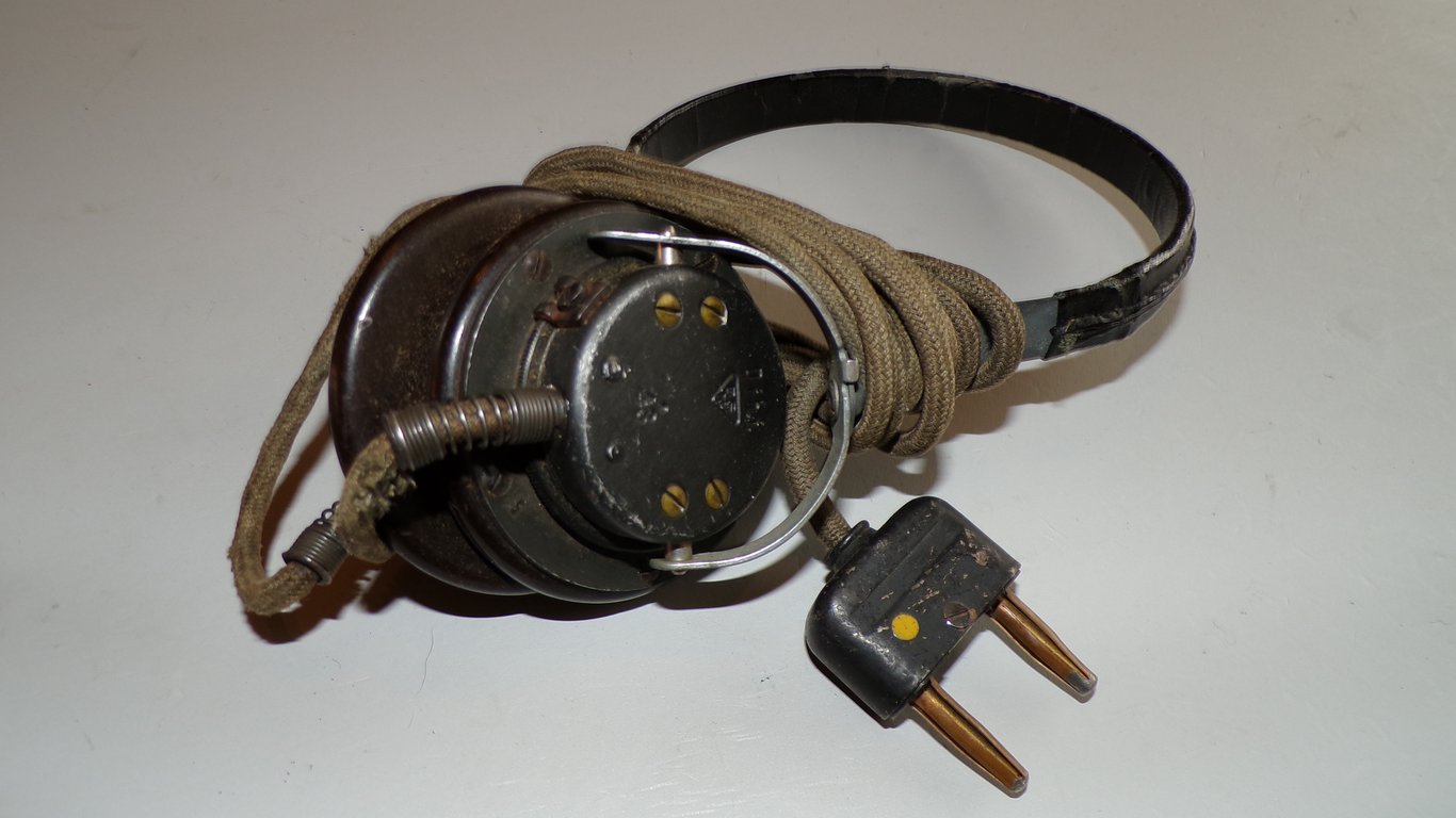 Doppelfernhörer für Feldfunkgeräte (Dfh.f)