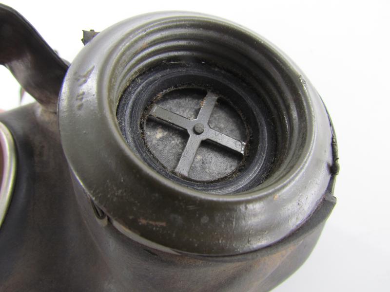 Deutsche Volksgasmaske VM40