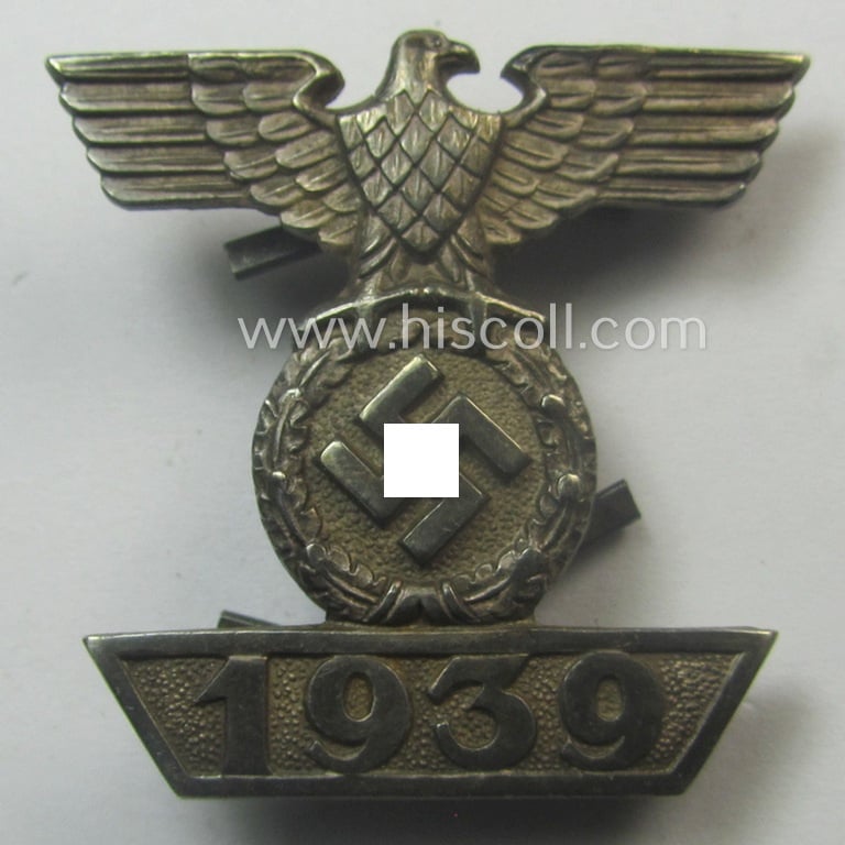 'Wiederholungsspange zum EK II. Klasse' (or: bar to the WWI IC second class) as was produced by the (scarcely found!) maker (ie. 'Hersteller') named: 'Ziemer & Söhne'