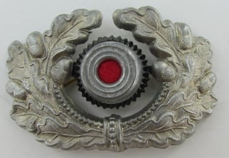 Wehrmacht (Heer) visor cap wreath and cocarde (...