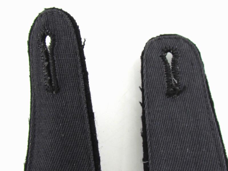 Waffen-SS ‘Panzer’ Unterscharführer tropical shoulder boards