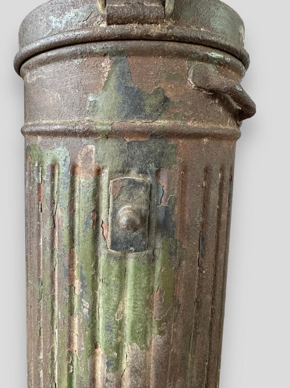 WH (HEER) Camouflage Gasmasker Canister -1939-