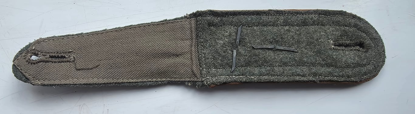 Wehrmacht M40 Kradschutzentruppe Hauptfeldwebel single strap