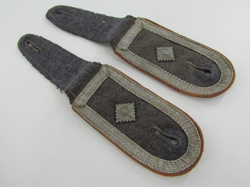 Luftwaffe Nachrichten ( Feldwebel  ) Shoulder boards