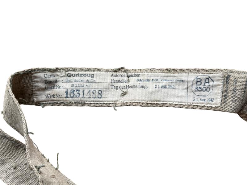 FJ RZ-20 Harness and Parachute