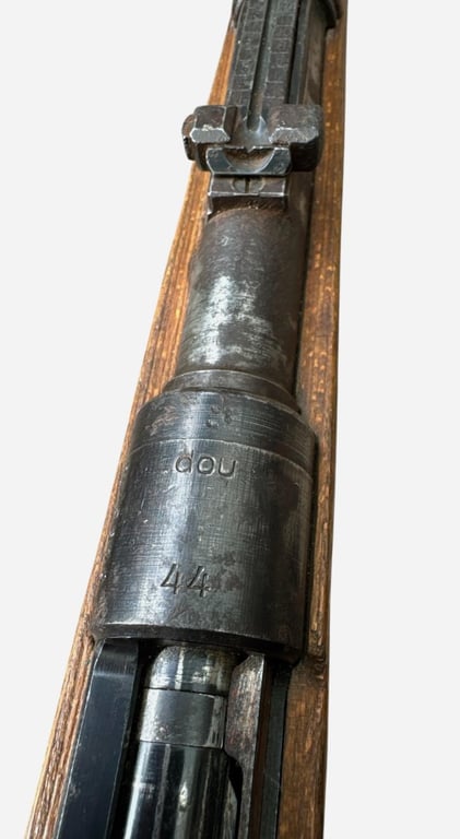 K98 dou 44 ....oud NL onklaar ( Nummergelijk )