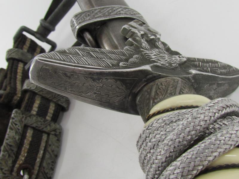 Luftwaffe Unmarked 2nd Pattern Dagger with Hanger