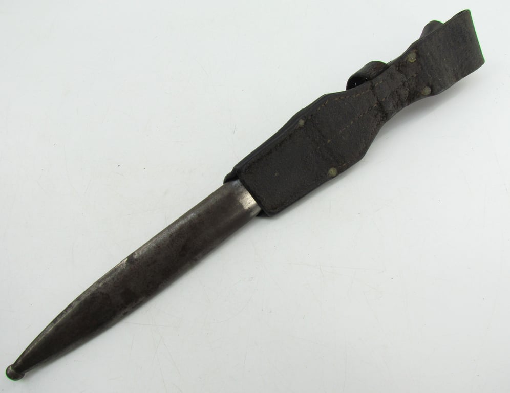 Matching K98 bayonet marked 41 cof -793 with frog