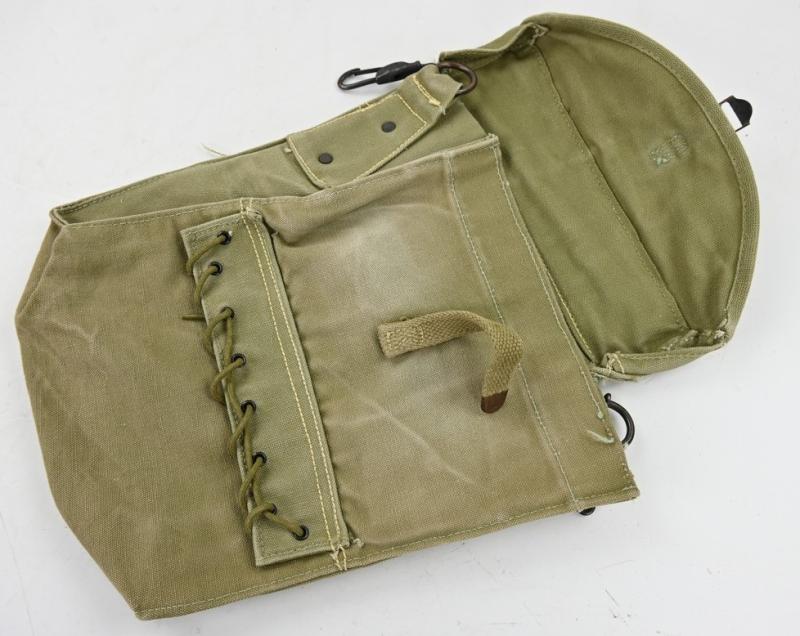 US WW2 Medic Pouch