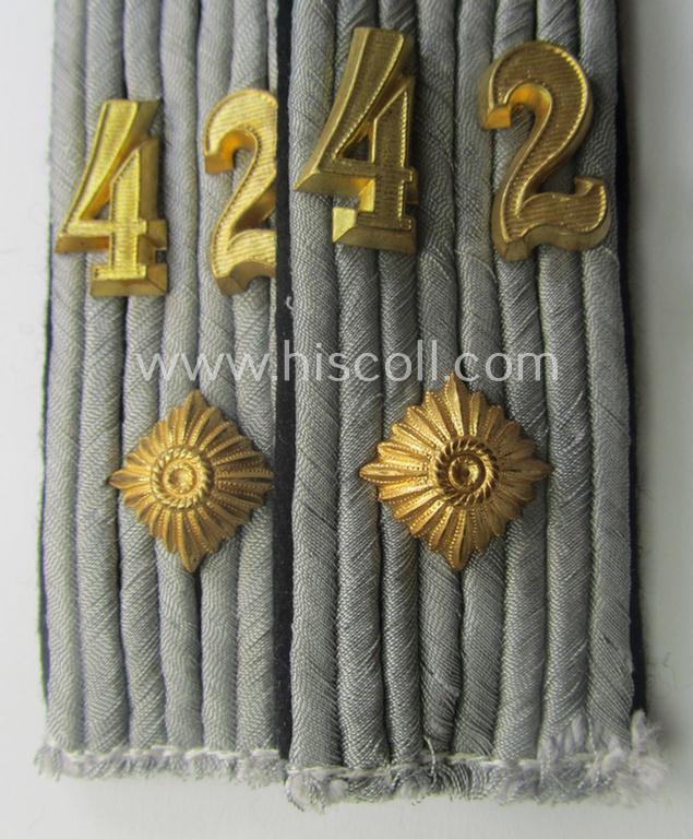 'Virtually mint- ie. unissued' pair of neatly 'cyphered', WH (Heeres) officers'-type shoulderboards: 'Oberleutnant der Pioniere u. Mitglied des Regimentsstabes 42'