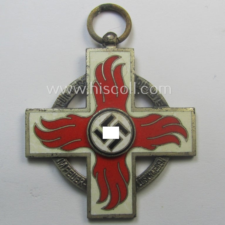 Attractive, 'Feuerwehr-Ehrenzeichen der II. Stufe' that comes together with its period piece of ribbon (ie. 'Bandabschnitt') as issued and/or recently found