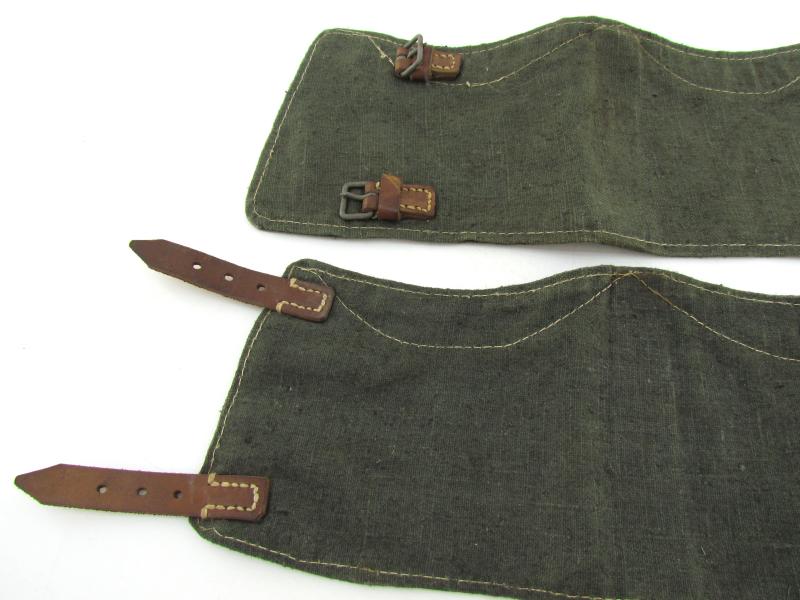 Pair of late war M37 pattern gaiters or Gamaschen